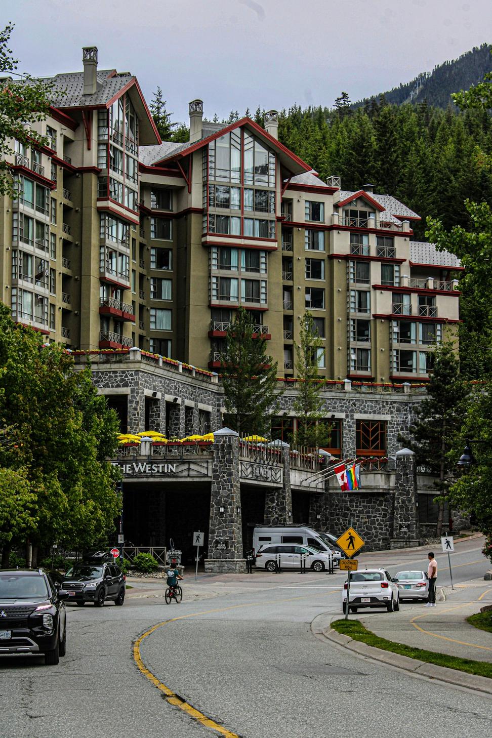 Mythralith Quintho Hotel Exterior